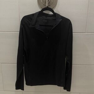 Marmot Black Crewneck Pullover Top